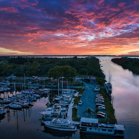 Dolphins Vacation Rental Merritt Island ภายนอก รูปภาพ